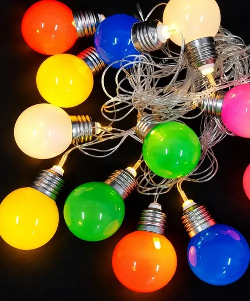 Гірлянда Райдужні лампочки 12 LED, 5 м, теплий білий, з перехідником, 220 В, 1698-22