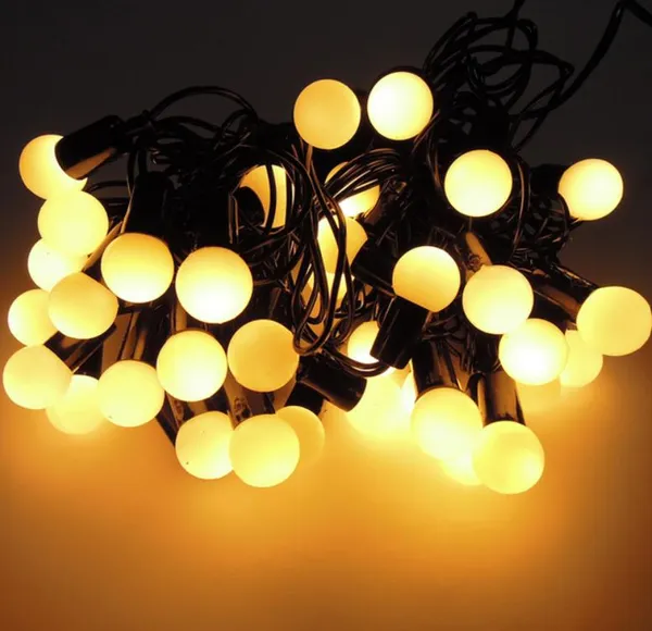 Гірлянда на 10 м., 200 LED діодів кульок 10 мм, дріт гнучкий чорний, світіння Біле тепле від 220В, 8 режимів роботи (На ялинку, штору, вікно, стіну) — фото 5